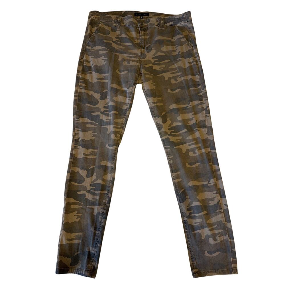 Sanctuary Women’s size 29 Green Camo Pants Pockets Camouflage 2% Spandex